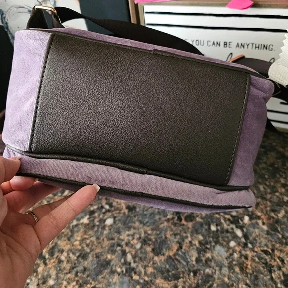 NWT Juicy Couture Dusty Violet/Chocolate Heritage Backpack $99 NWT Juicy Couture Dusty Violet/Chocolate Heritage Backpack  main image 3